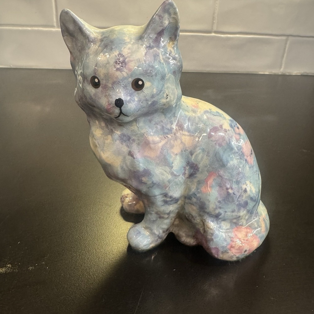 Vintage‎ Ceramic Glazed Country Floral Sponge Wear Cat Kitten Figurine